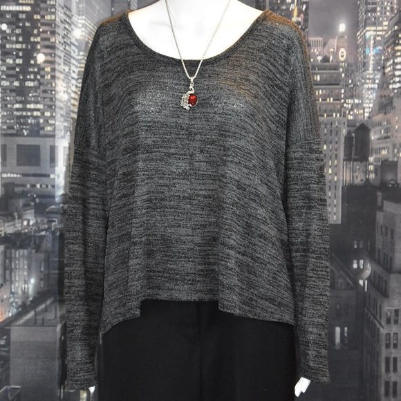 Old Navy sz XL Gray Long Sleeve Knit Casual Top "Black Jack" - Picture 1 of 8